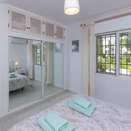 Lägenhet Spacious 3br In Miraflores Near Amenities